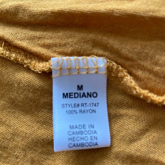 Gauzy mustard colored cardigan size medium - Picture 6 of 8